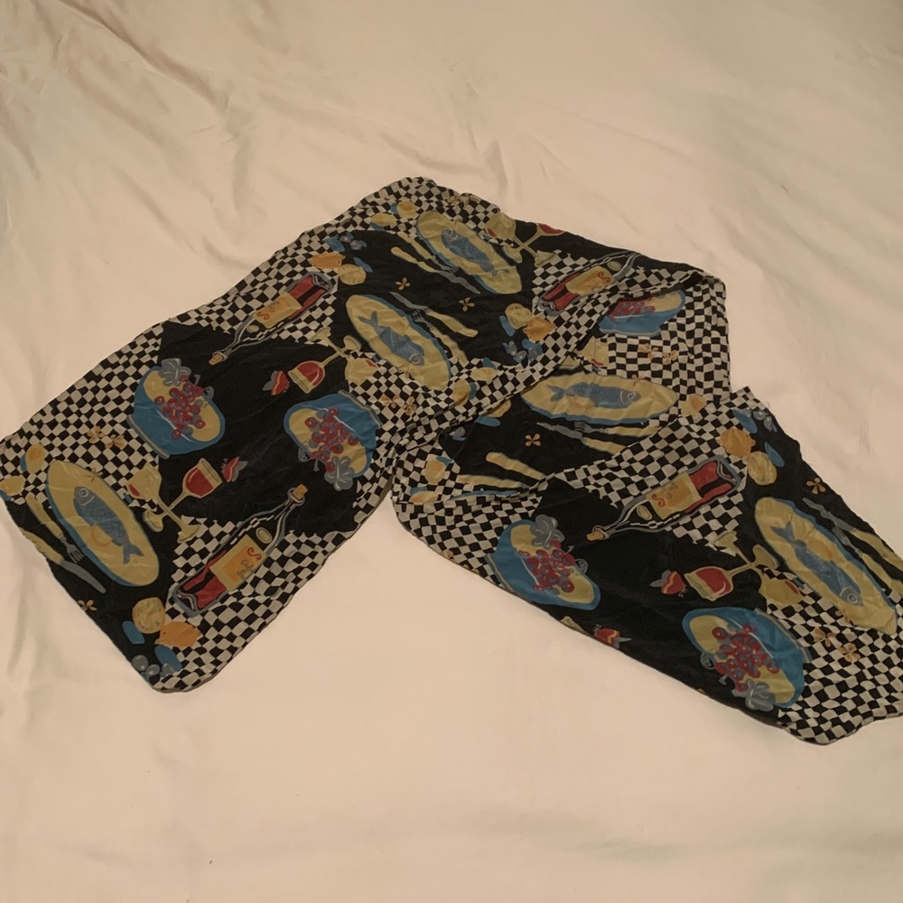 Fish & wine Scarf One Size Used